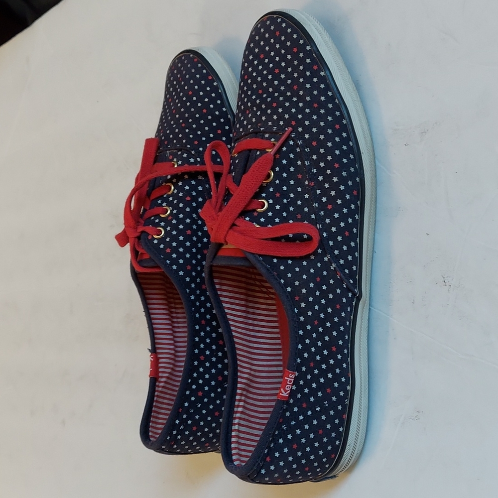 Keds Ladies Red White Blue Stars Size 10 Sneakers